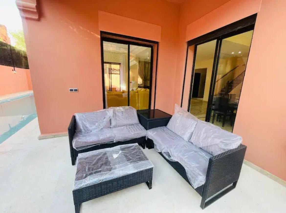The Villa Avec Piscine Chauffee 4 Chambres Marrakesh Exterior foto